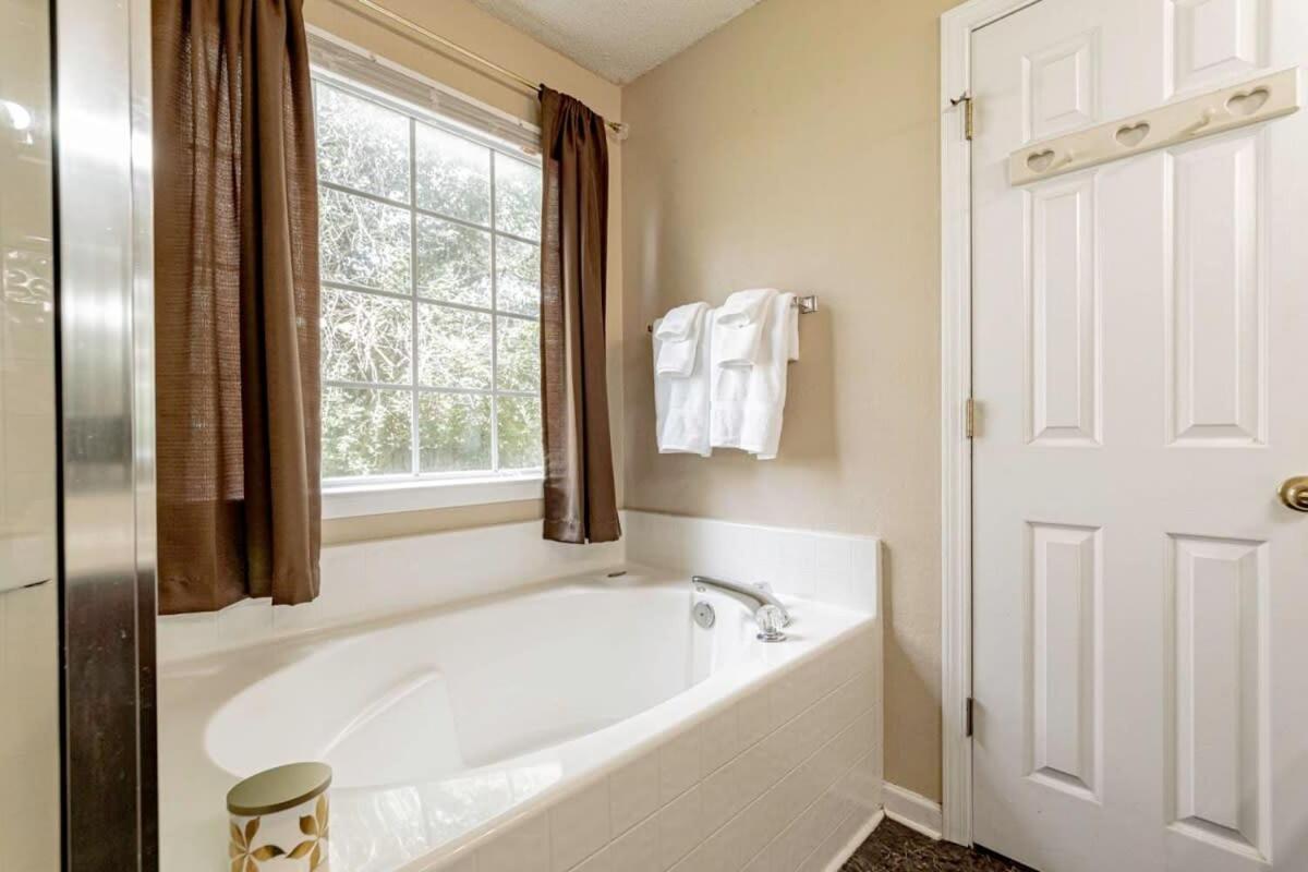 Aerie Oaks Cottage-5Min To Lake, 20Min To Columbia Лексингтон Экстерьер фото