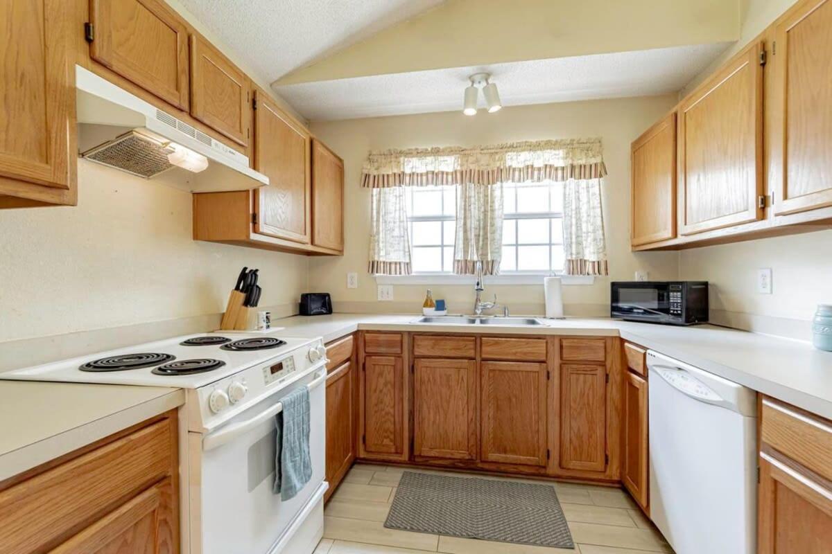Aerie Oaks Cottage-5Min To Lake, 20Min To Columbia Лексингтон Экстерьер фото